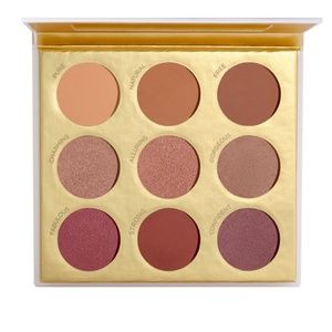 Pur Be Your Selfie eyeshadow palette